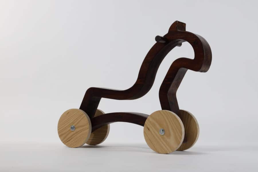 Caballito de madera | ArtFaig - juguetes de madera, sostenibles y sin